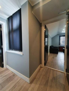 1 Bed, up to 4ppl close to City Center apartament